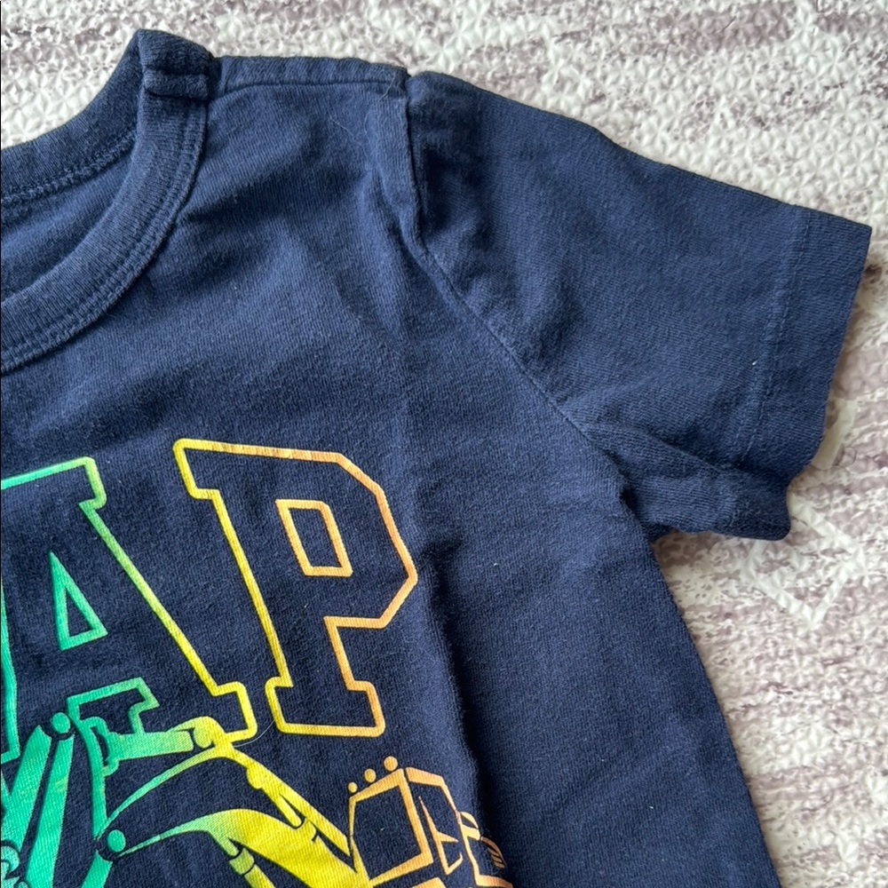 Baby Gap Brannan’s Favorites Excavator Tee - size 2T - Picture 3 of 9